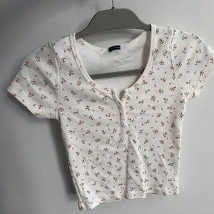 Brandy Melville Floral Zelly Top